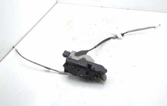 Citroen DS5 Front door lock