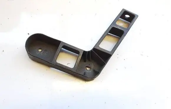 Opel Insignia A Rear bumper mounting bracket 13239119