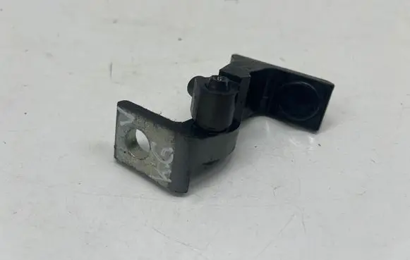 Audi Q3 F3 Rear door upper hinge 8V0833403E