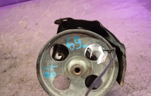 Fiat Fiorino Power steering pump 28264106
