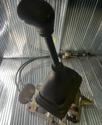 Nissan Interstar Gear shifter/selector 