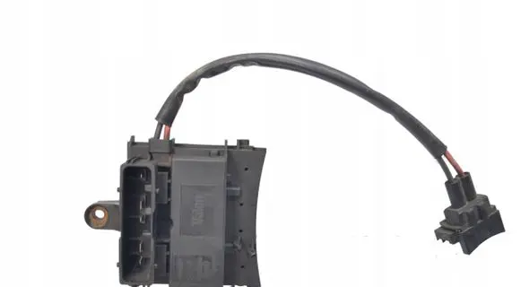 Saab 9-3 Ver2 Coolant fan relay 1379151