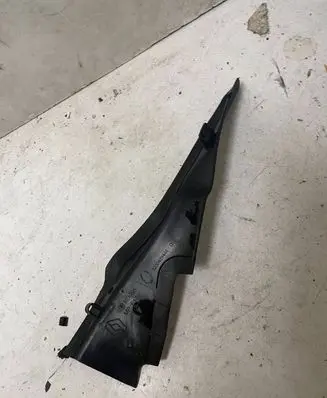 Renault Kangoo II Wiper trim 8200439448