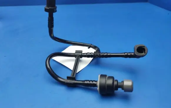 Volvo S40 Fuel line/pipe/hose 