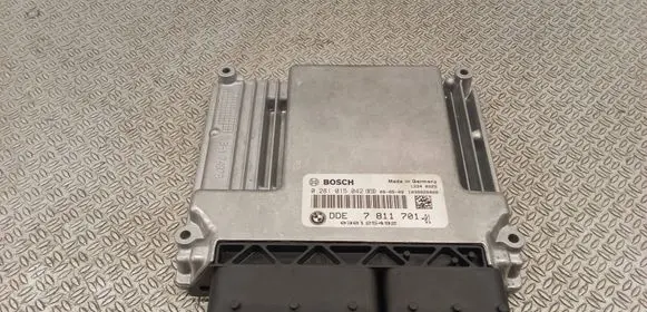 BMW 3 E90 E91 Engine control unit/module 7811701 0281015042 7811617