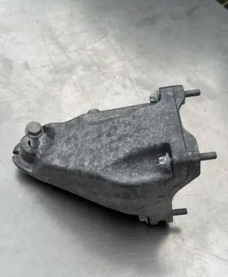 Mercedes-Benz Sprinter W907 W910 Engine mounting bracket A6542240600