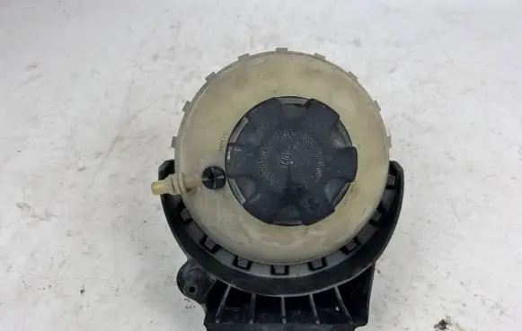BMW 4 F36 Gran coupe Coolant expansion tank/reservoir 7609470