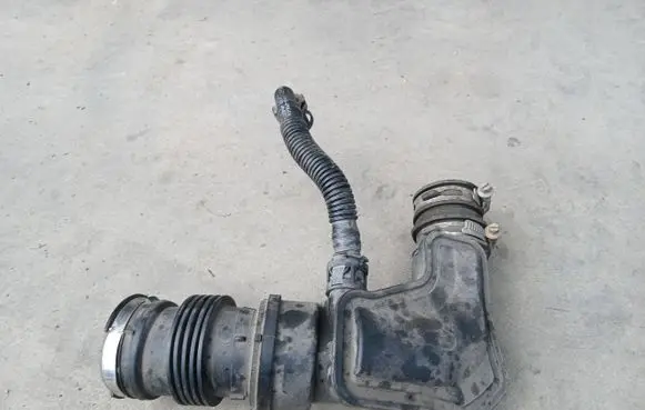Ford Fiesta Air intake hose/pipe 1109121S03