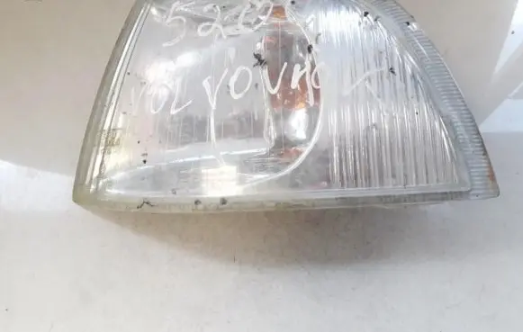 Volvo S40, V40 Front indicator light