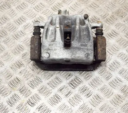 Land Rover Discovery 3 - LR3 Front brake caliper