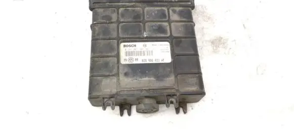 Volkswagen Golf III Engine control unit/module 0281001308 28SA2507 028906021AF