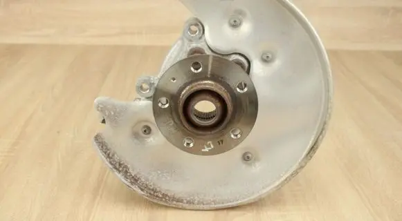 Audi A7 S7 4G Rear wheel hub 8R0505431F