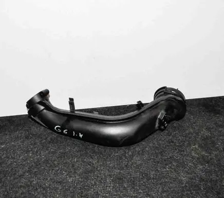 Volkswagen Golf VI Intercooler hose/pipe 03C145673H