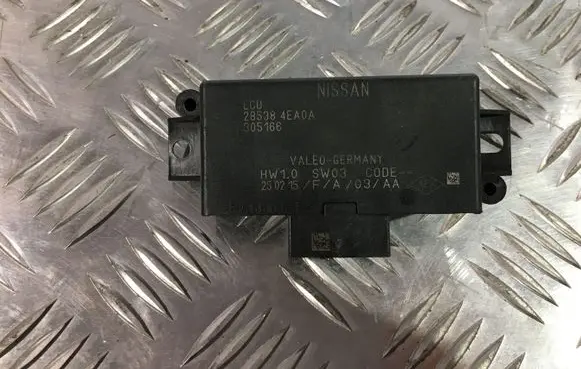 Nissan Qashqai Parking PDC control unit/module 285384EA0A 305166