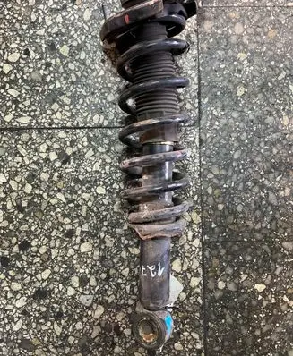 Toyota Corolla Verso AR10 Rear shock absorber/damper