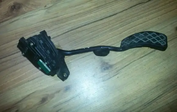 Audi A6 S6 C5 4B Accelerator throttle pedal 8D2721523F 6PV008026-09