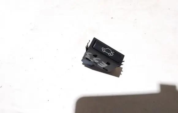 BMW X5 E53 Tailgate/boot open switch button 8365579