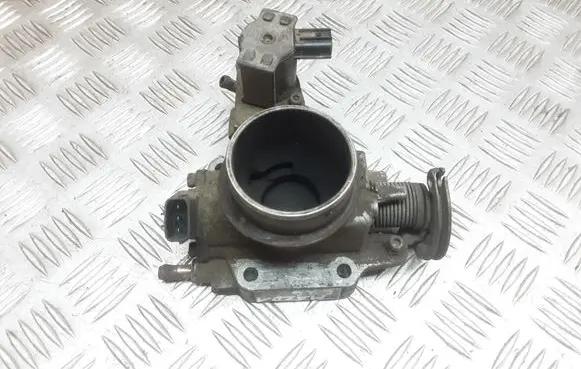 Mazda 626 Throttle valve