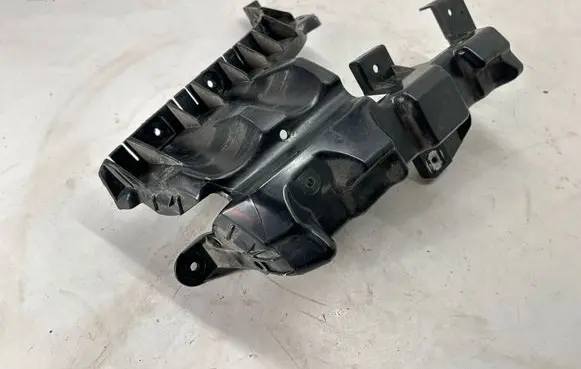 Chrysler Pacifica Rear bumper mounting bracket 68229238AD