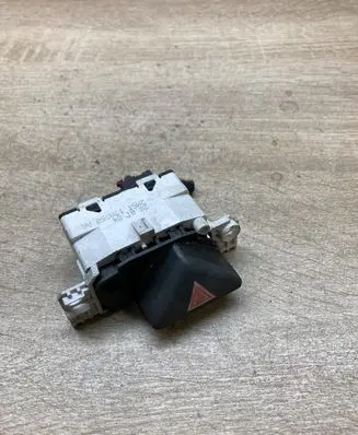 Ford Focus Hazard light switch 2M5T13A350AA
