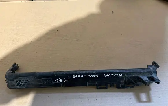 Mercedes-Benz C W204 Radiator mount bracket 0477902913