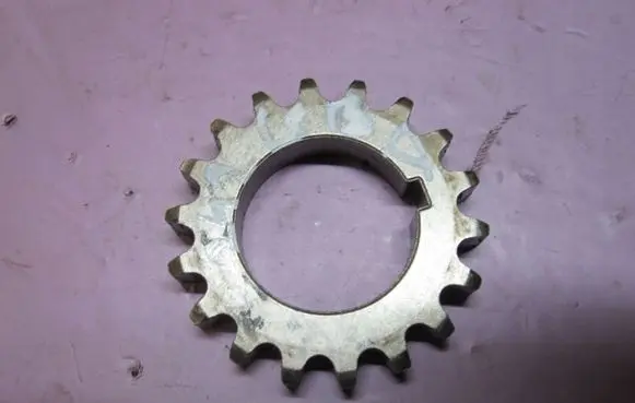 Volkswagen Polo V 6R Timing chain sprocket 03E105209S