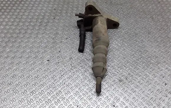 Clutch slave cylinder