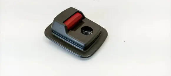 Mercedes-Benz SL R230 Rear seatbelt buckle A2308600096