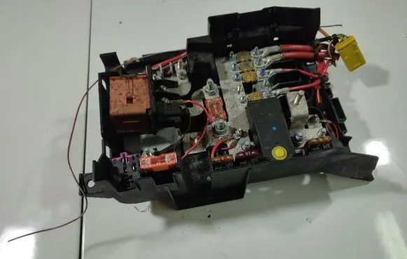 Porsche Cayenne (9PA) Fuse box set 7L0937548A