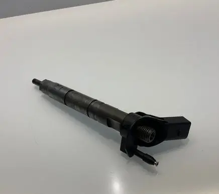 Mercedes-Benz E W211 Fuel injector A6420701387 6420701387 0445115