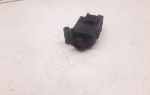 Peugeot 406 Fuel cut-off switch XW4T9341AA 990617B