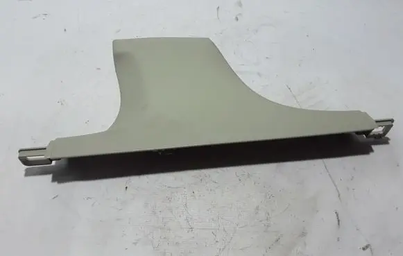 Volvo V60 (B) pillar trim (bottom) 31479222