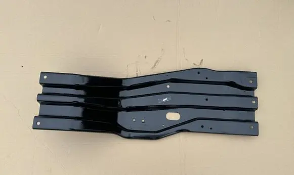 Nissan Patrol 160 Gearbox mounting bracket 33910C6403 33910C8200