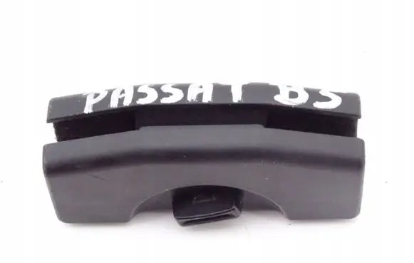 Volkswagen PASSAT B5 Tie down hook / loop 4A5860297