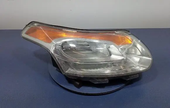 Citroen C3 Picasso Headlight/headlamp 9681806180