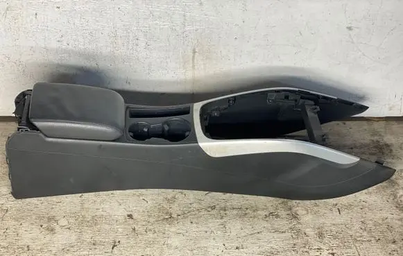 Audi A5 8T 8F Center console 8k0863244a