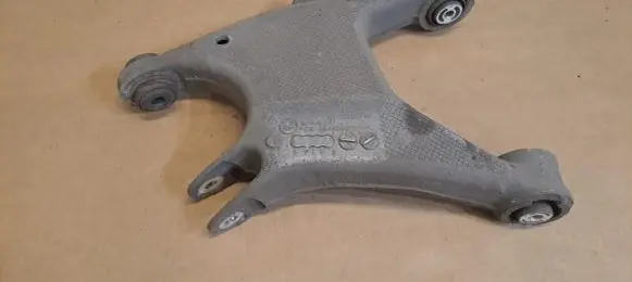 Rear upper control arm/wishbone