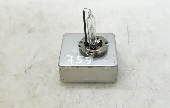 Audi A3 S3 8V Xenon bulb 9285410171 04602
