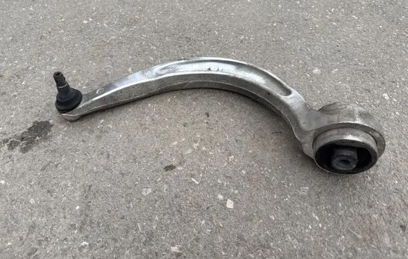 Audi A4 S4 B9 Front lower control arm/wishbone 8W0407596B