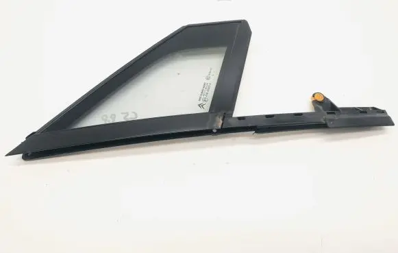 Citroen C5 Front door window glass four-door