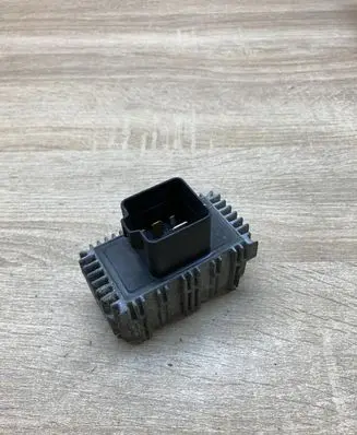 Opel Vectra B Glow plug pre-heat relay 09132691
