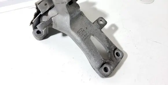 Audi A5 8T 8F Engine mounting bracket 8K0199308AQ 00057325 A1519C03
