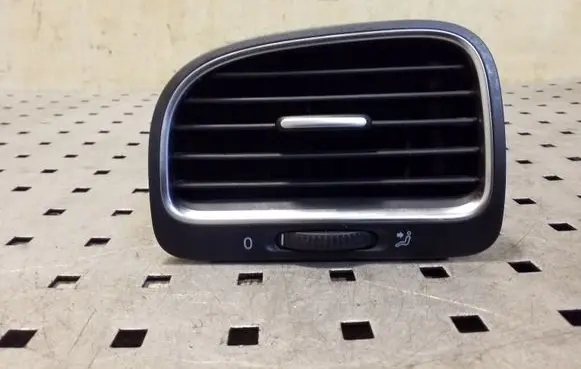 Volkswagen Golf VI Dashboard side air vent grill/cover trim 5K0819703K 5K0819709D