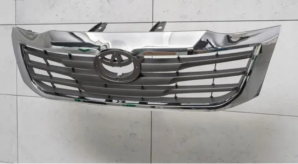 Toyota Hilux (AN10, AN20, AN30) Front bumper upper radiator grill 531110K450