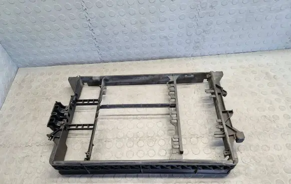 BMW 7 E38 Radiator support slam panel 1737826