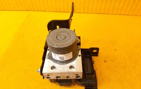 Peugeot Partner III ABS Pump 9845052380