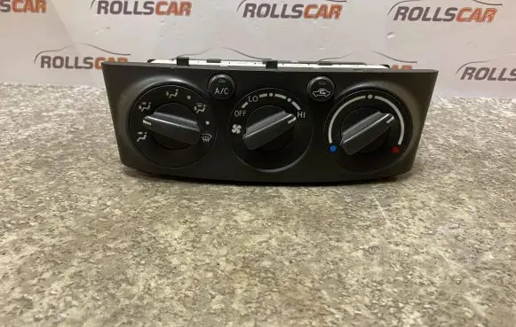 Toyota Avensis T250 Climate control unit 5590005120 MB1465700154