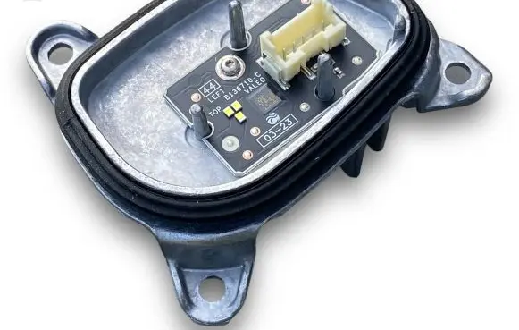 Volkswagen Golf VIII Headlight ballast module Xenon 90157099