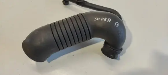 Skoda Superb B5 (3U) Turbo air intake inlet pipe/hose 8D0129615K 038103493