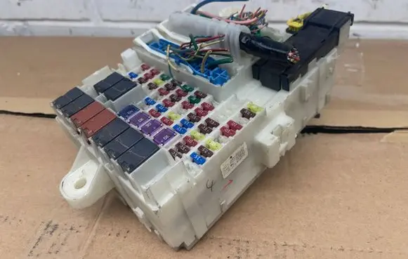 Honda CR-Z Fuse box set SZTG010